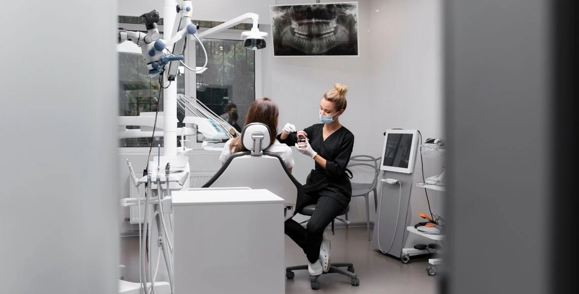 Clínica Dental Moderna